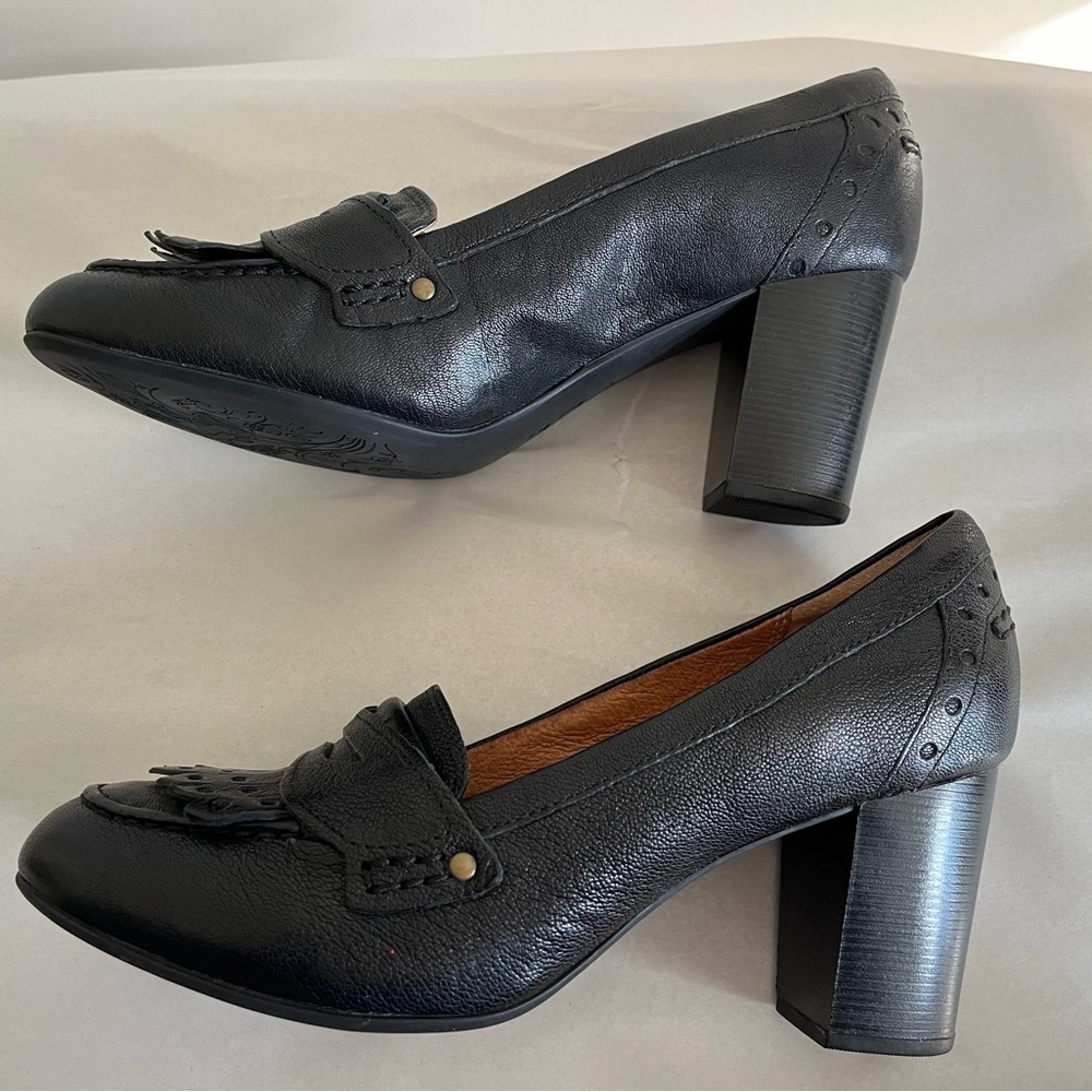 Clark’s Indigo Town Classic Preppy Black Leather Kiltie Loafer Pumps Womens 9.5M - Picture 7 of 15
